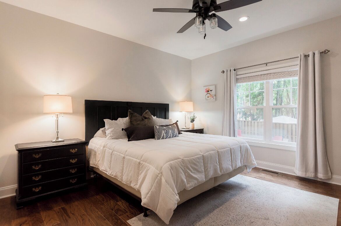 5 bedrooms, iron/ironing board, travel crib, free WiFi