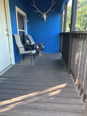 Terrace/patio - Moody’s Fish Camp Short Term Rental (Marble Falls)