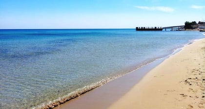 Spend house 20 mt. from the sea with 5 beds