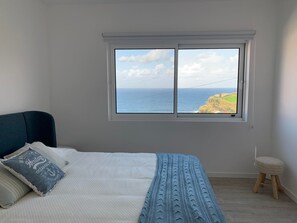 2 室のベッドルーム、旅行用ベビーベッド、WiFi (無料)、ベッドシーツ