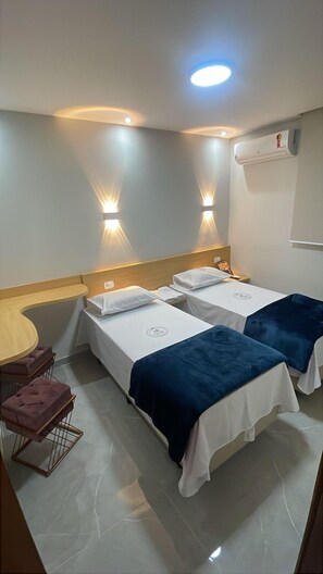 Superior Twin Room - Hotel Ellos (Itaquaquecetuba)