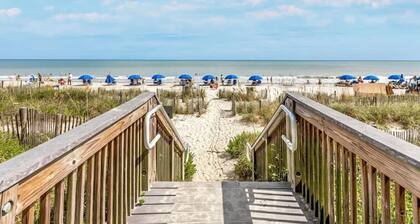 Oceanview condo. Garden City/Murrells Inlet. Fully updated. Easy Beach Access!