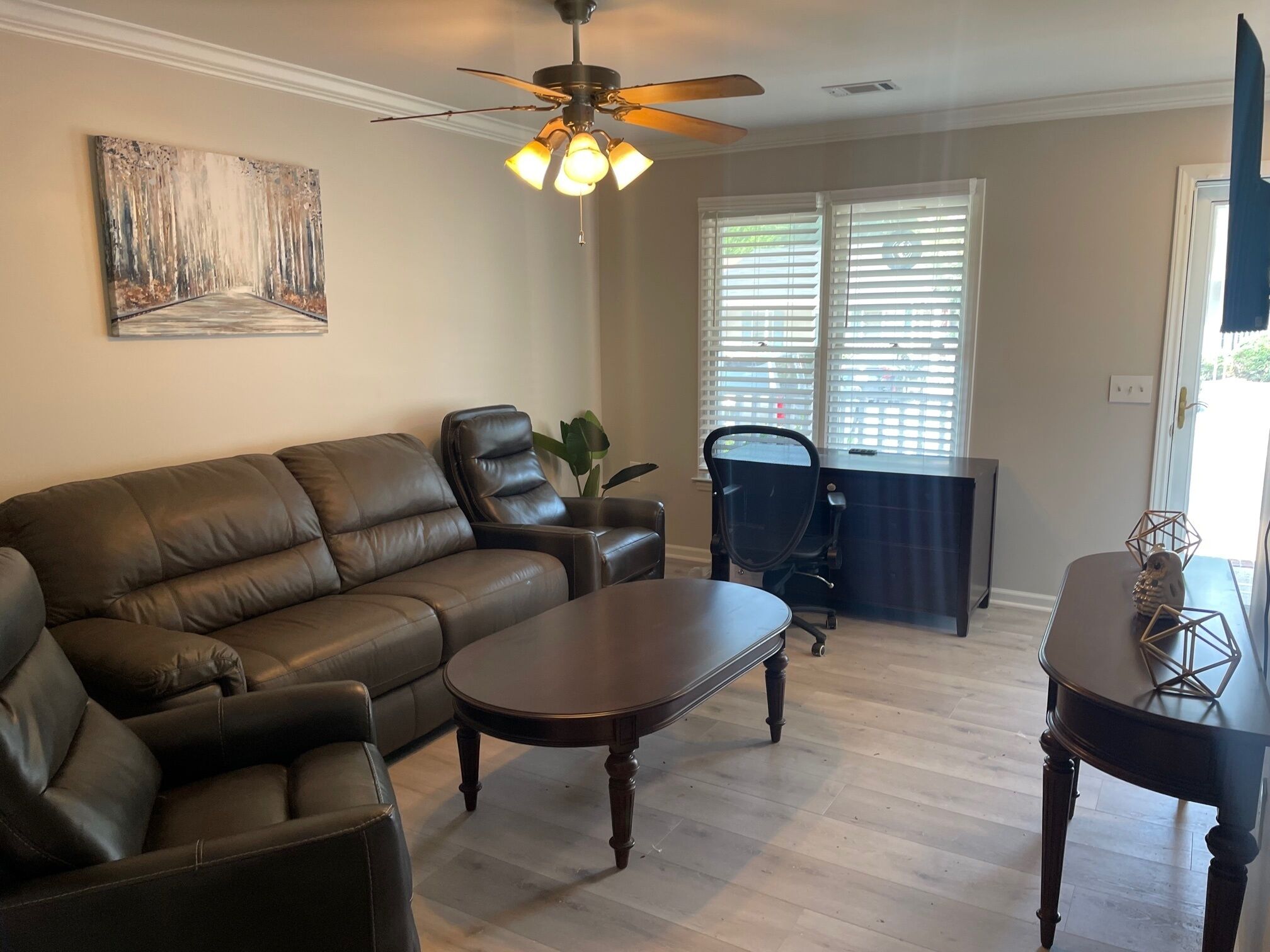 Home away from Home close to HPU/Furniture Market