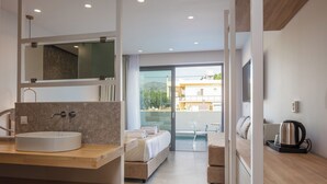 Superior Room with Sharing Pool