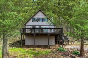Exterior - Fireplace, Wraparound Deck, & WiFi at Chalet Cabin (Gerrardstown)