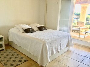 3 Schlafzimmer, Bügeleisen/Bügelbrett, kostenloses WLAN, Bettwäsche