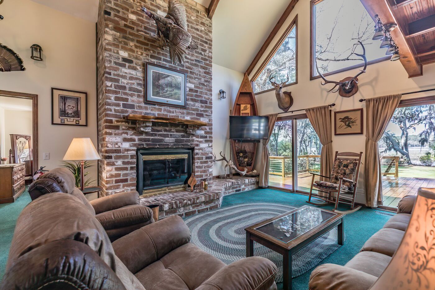 Private Retreat on Deep Water overlooking Jenkins Creek