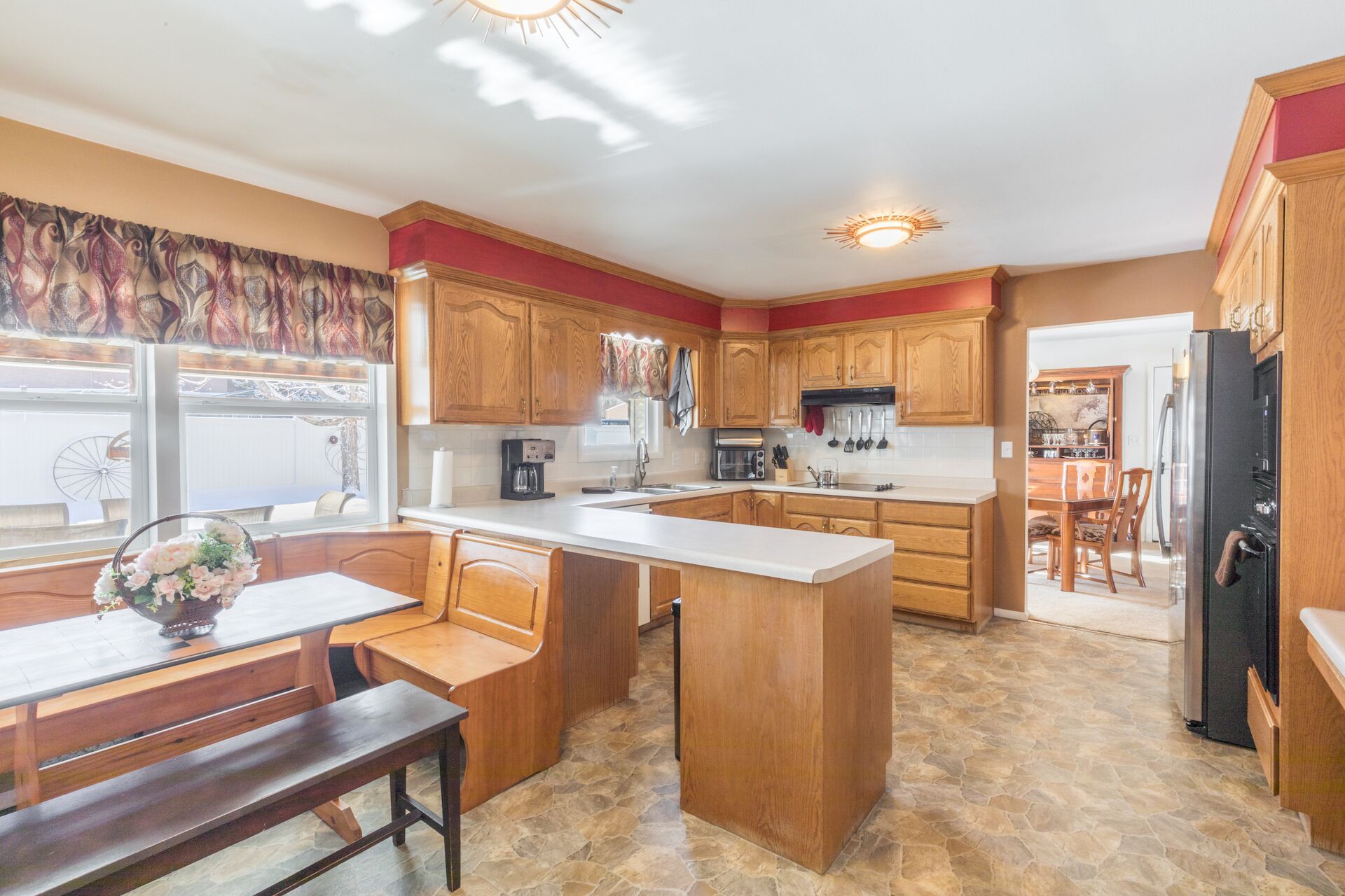 New Listing!  Walk to Downtown Montrose, Close to Black Canyon!  Pet Friendly