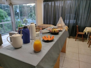 Free daily buffet breakfast