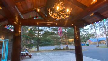 Enceinte de lâhĂ©bergement