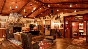 TV connectée, cheminée