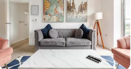 Stunning Modern Apartment in Rochester, England