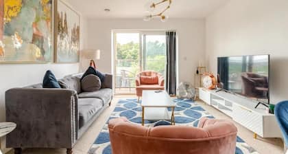 Stunning Modern Apartment in Rochester, England
