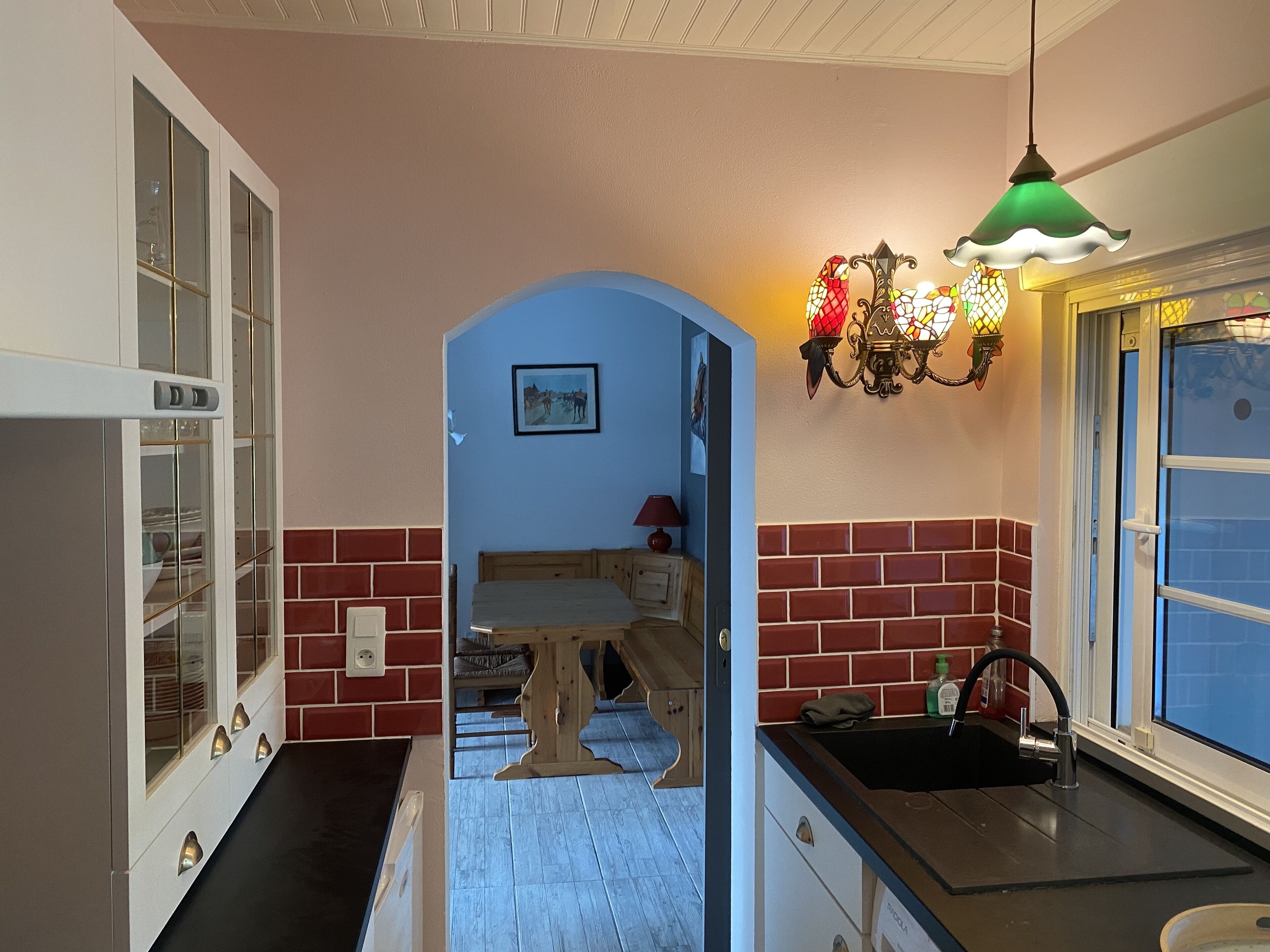 Cottage near the ocean and bike paths