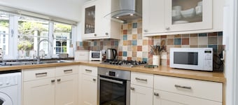 The Old Dairy - One Bedroom House, Sleeps 2