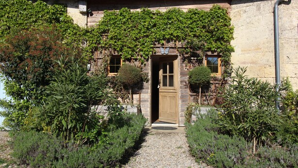 Unclassified image, 1 of 17, button - Charming gîte in wooded grounds with swimming pool, 30 minutes from Bordeaux (Civrac-de-Blaye)
