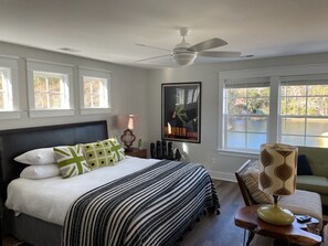 1 slaapkamer, een strijkplank/strijkijzer, gratis wifi, beddengoed