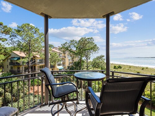 1918 South Beach Club ~ 3rd Floor Sea Pines Villa with Direct Ocean Views