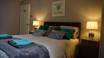 2 Schlafzimmer, Bügeleisen/Bügelbrett, WLAN, Bettwäsche