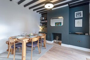 Dining - Beautiful Redbrick Home in Ruthin Centre & Parking (Denbighshire)