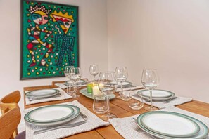 Dining - Beautiful Redbrick Home in Ruthin Centre & Parking (Denbighshire)