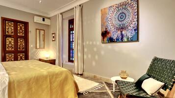 5 chambres, fer et planche à repasser, lit parapluie, Wi-Fi gratuit