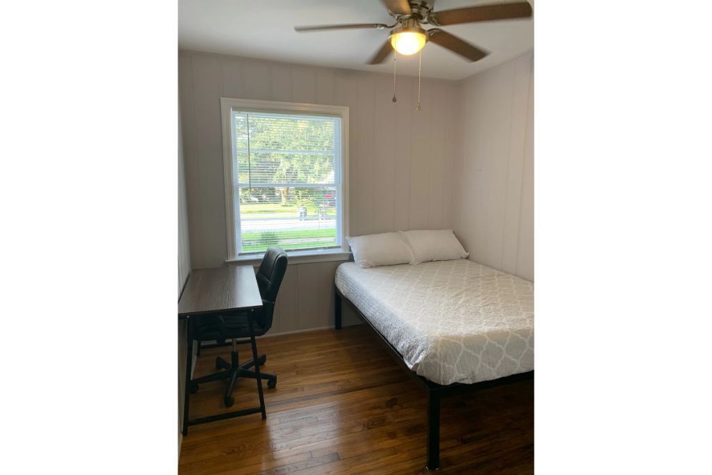 Davinci's Bungalow near Timuquana Country Club and Yacht Club