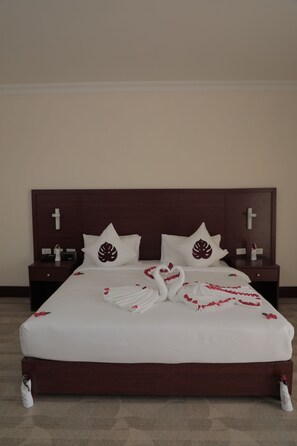 Standard Double Room | In-room safe, individually furnished, blackout curtains, soundproofing - The Nest Hotel (Addis Ababa)