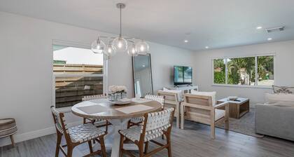 Updated home with pool & spa, fenced yard, WiFi, & great location - snowbirds OK