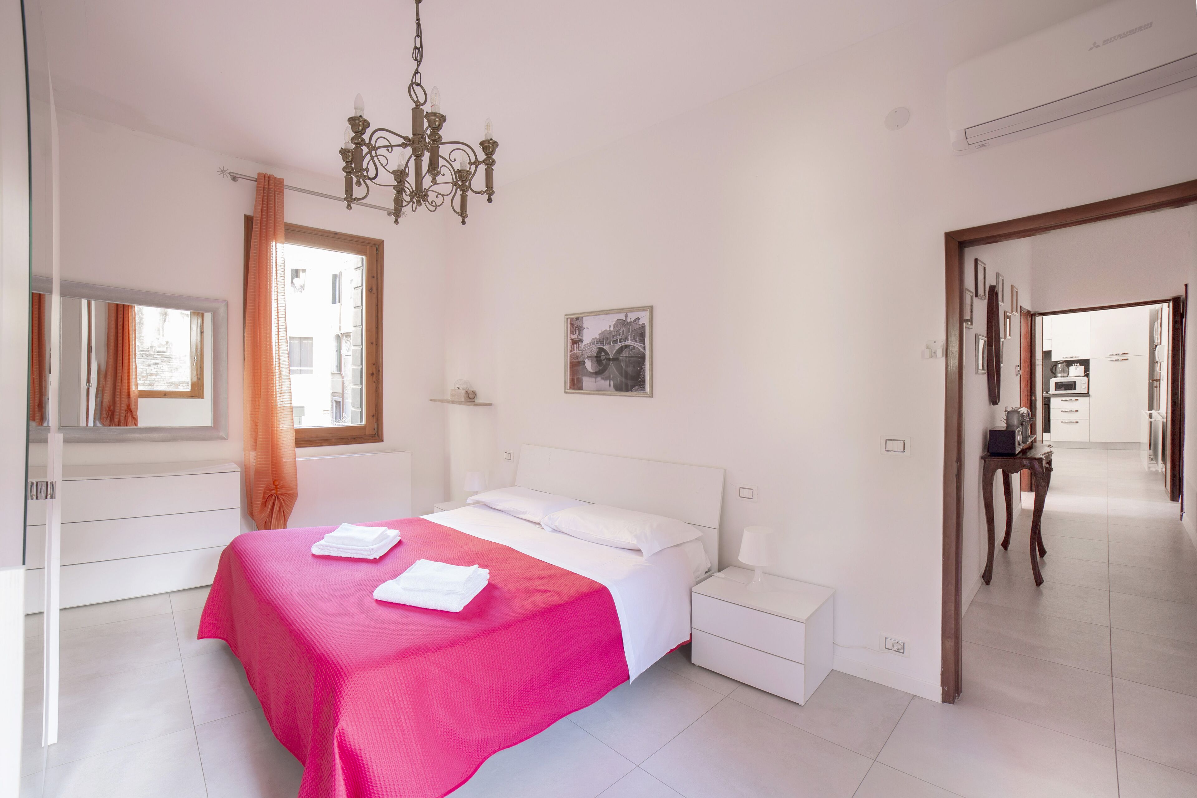 Comfort Apartment | 3 bedrooms, Egyptian cotton sheets, premium bedding, down duvets