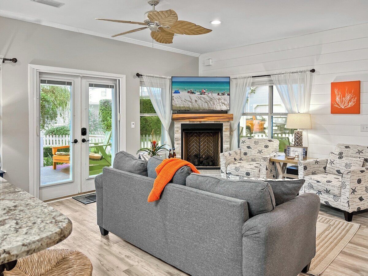 Fernseher, Kamin, Videospiele, Bücher