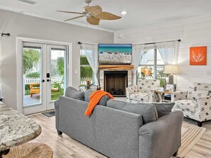 TV, peis, videospill og bøker