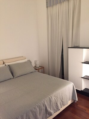 1 Schlafzimmer, Zimmersafe, Bügeleisen/Bügelbrett, Bettwäsche