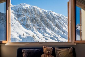 Interior - 100m from ski slopes, 4th floor, view lake/mountain, balcony, tv, ski locker, 62m², Tignes (Tignes)