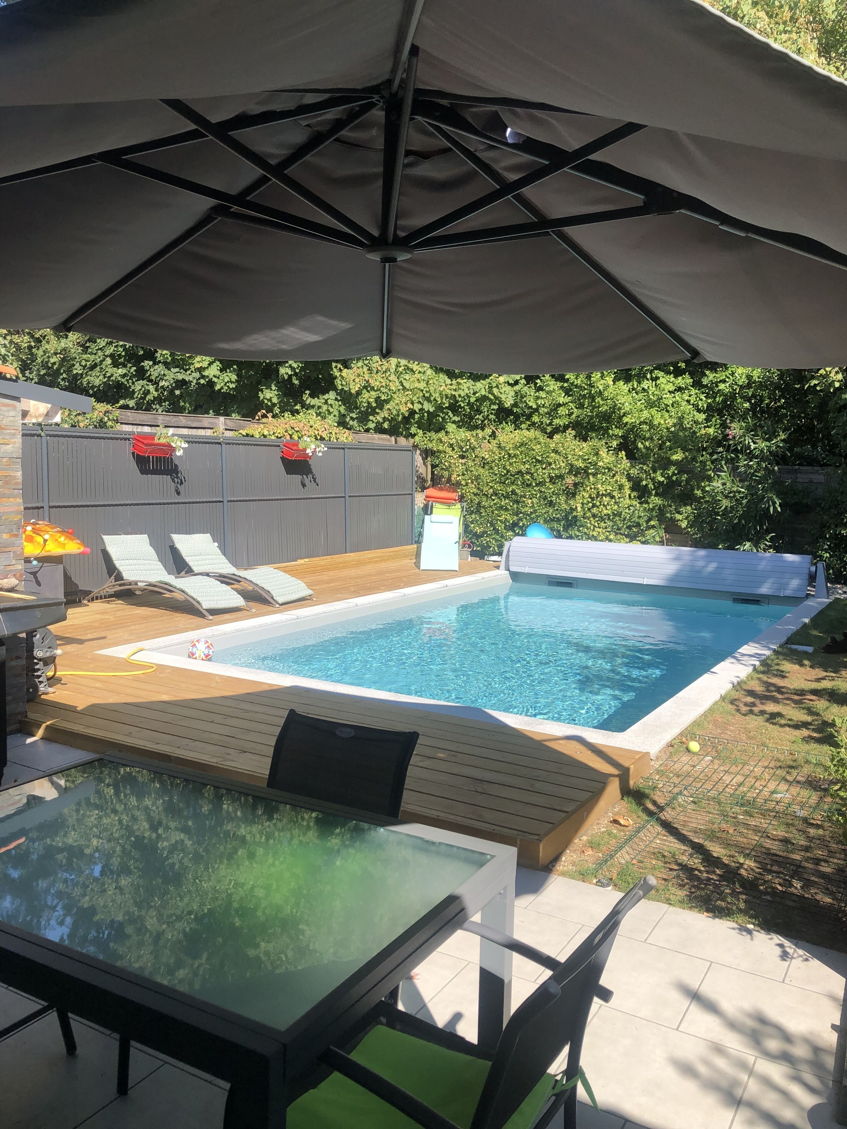 Piscine extérieure, piscine chauffée