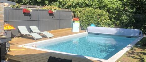 Piscine extérieure, piscine chauffée