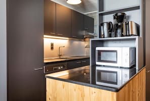 Fridge, microwave, oven, dishwasher