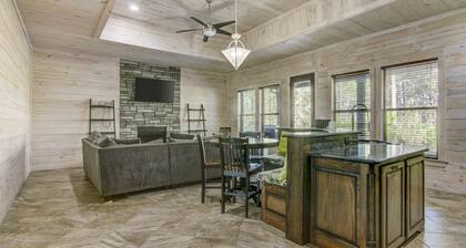 Beautiful Home at Lake Sam Rayburn 🎣☀️