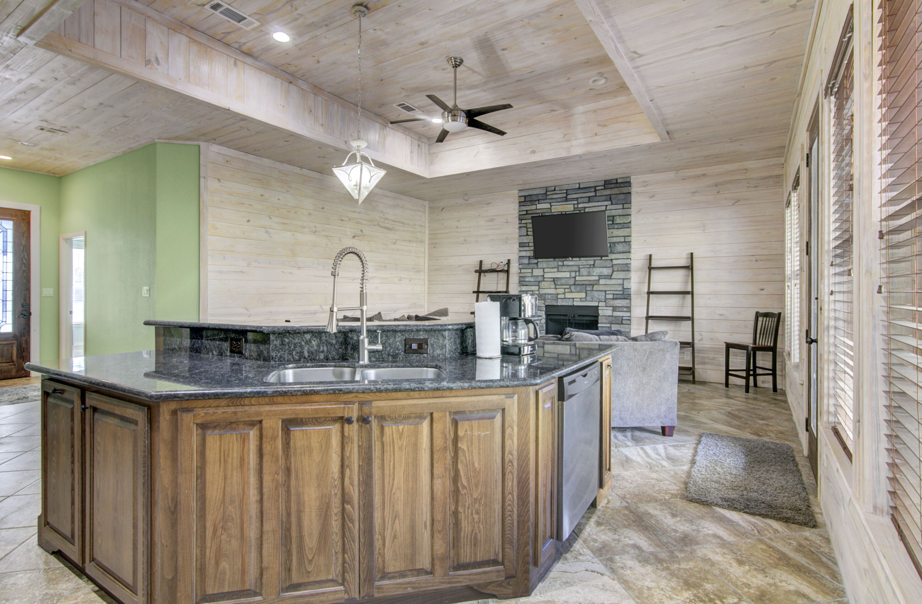 Beautiful Home at Lake Sam Rayburn 🎣☀️