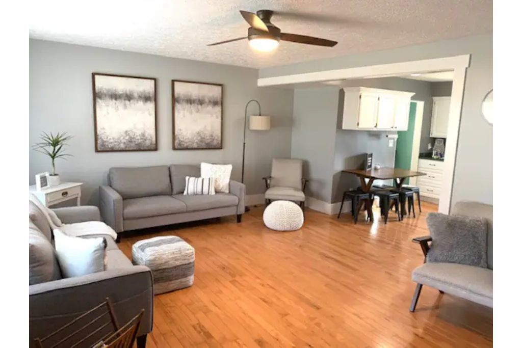 Steps to the lake, near Cedar point, boat parking