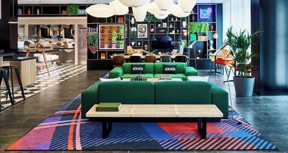 citizenM London Victoria Station