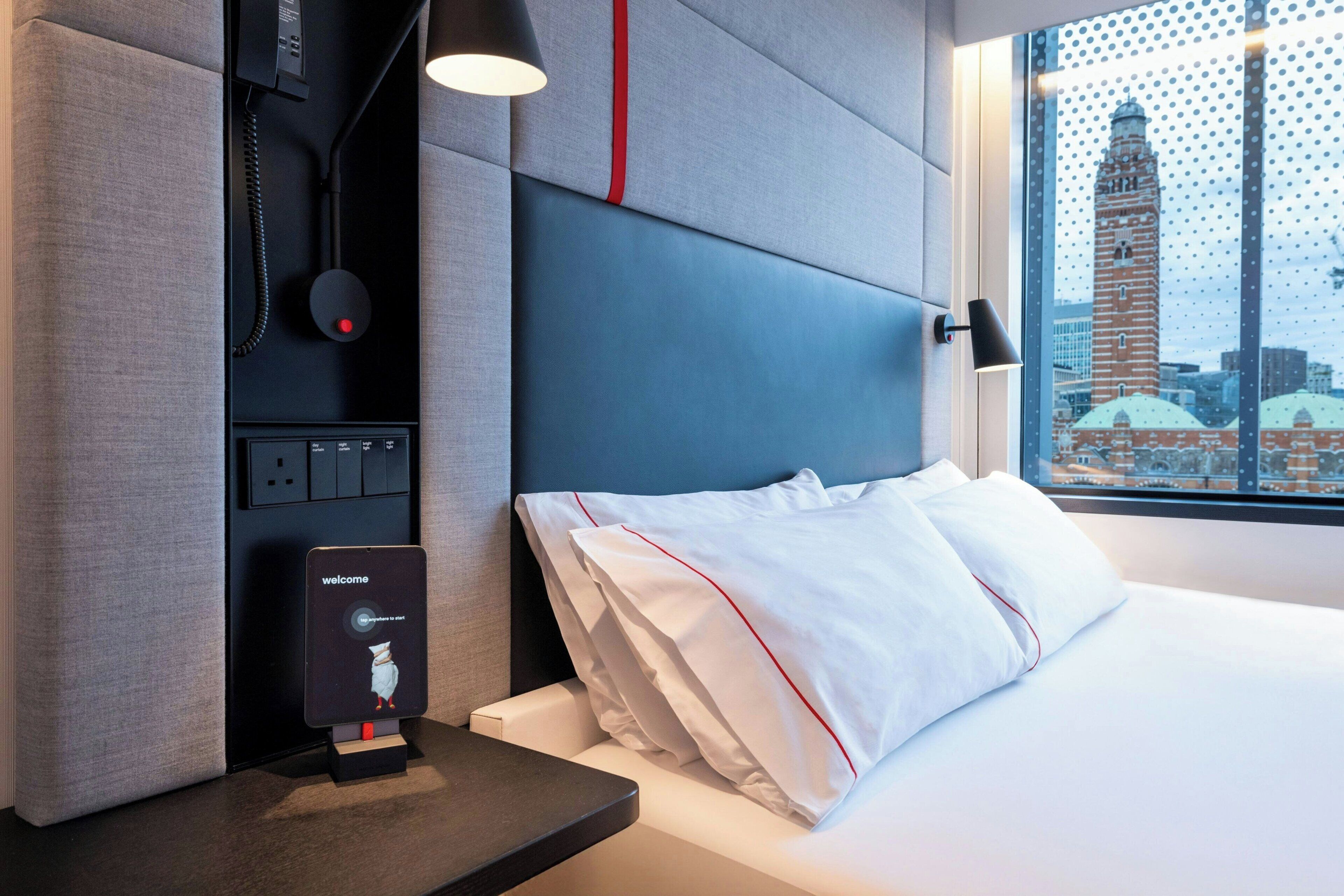 Accommodation | citizenM London Victoria Station, London