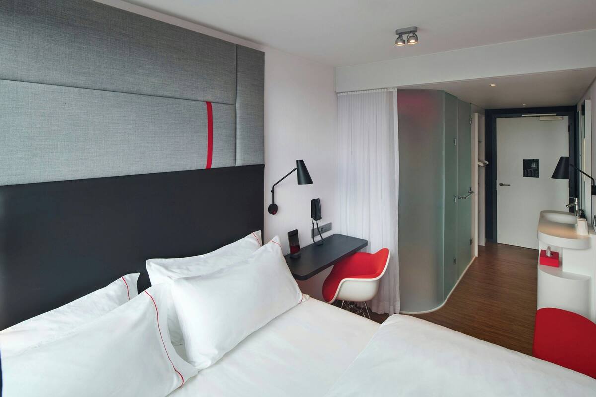 Premium bedding, pillowtop beds, in-room safe, desk