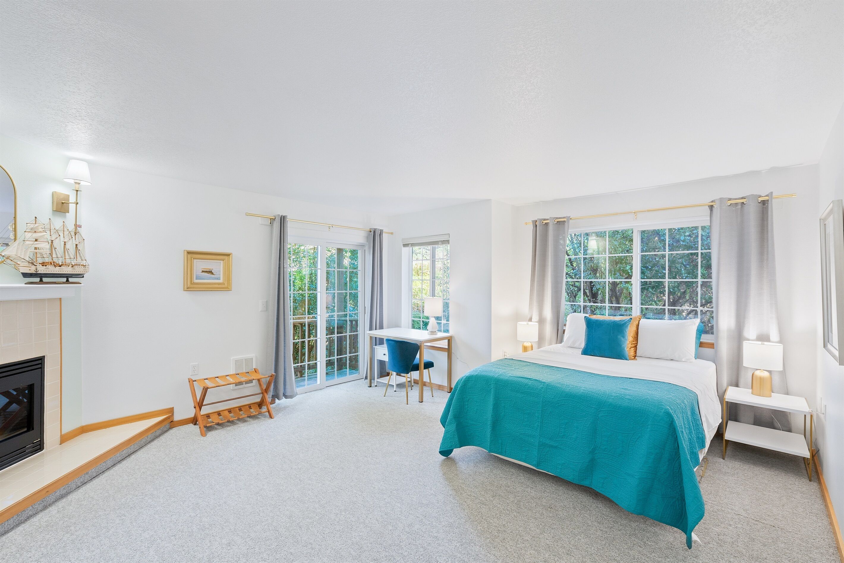 3 Schlafzimmer, Schreibtisch, Bügeleisen/Bügelbrett, Reisekinderbett