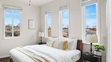 5 bedrooms, iron/ironing board, travel crib, WiFi