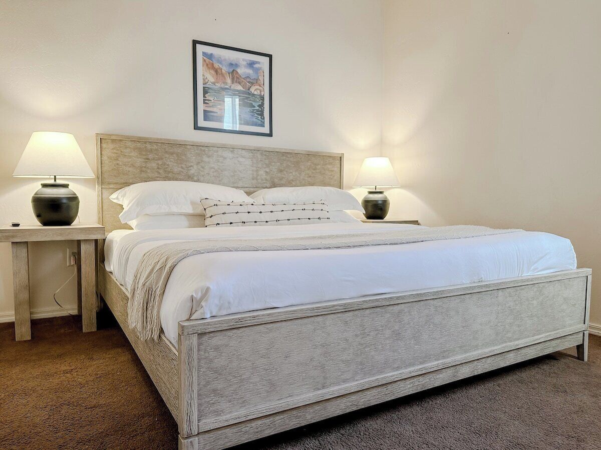 5 Schlafzimmer, Bügeleisen/Bügelbrett, Reisekinderbett, WLAN