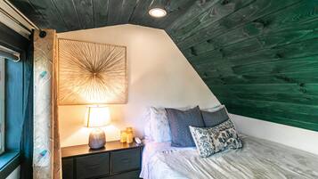 1 habitación, escritorio, wifi gratis y ropa de cama