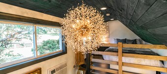 Tiny house with private Hot Tub