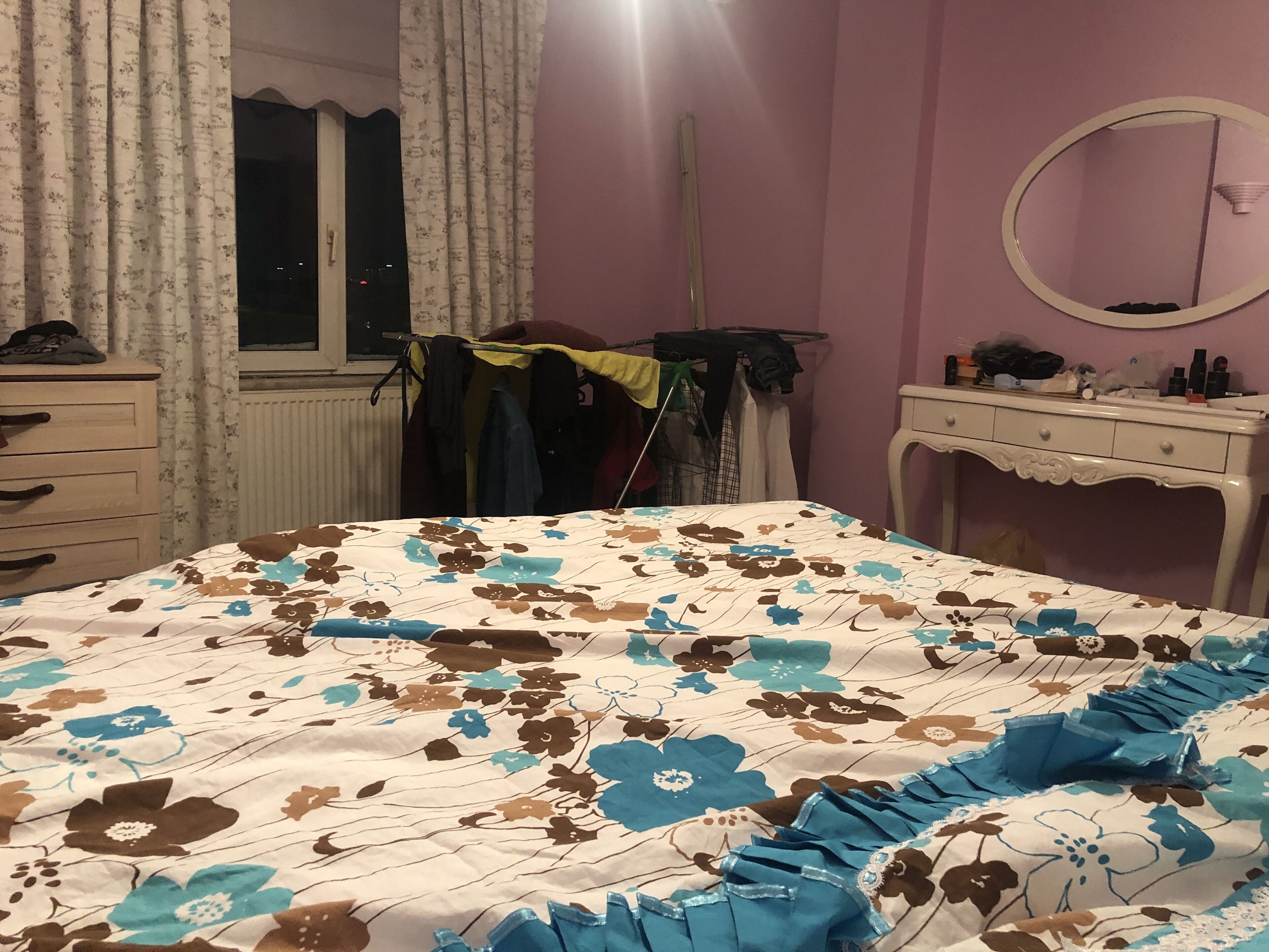 3 Rooms Cozy Flat in family apartment