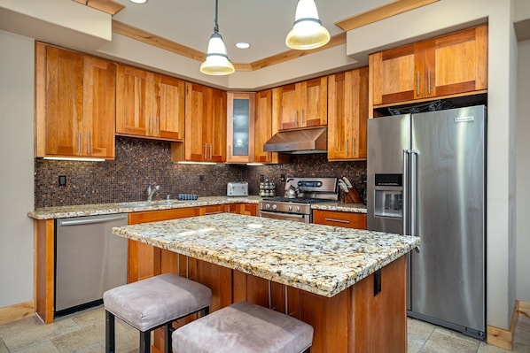 Fridge, microwave, oven, dishwasher